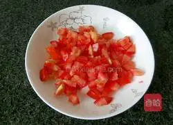 Illustration of how to make chrysanthemum and eggplant in tomato sauce 2