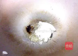 Illustration of how to make Roujiamo 4