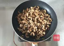 Illustration of how to make kimchi, pork belly and talc pot bibimbap 3