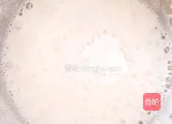 Illustration of how to make yogurt chiffon cake 8