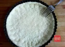 Pictures of how to make pepper and sausage pizza 7