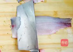 Illustration of how to make spicy fish in dry pot 2