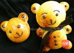 Illustration of how to make bear bread 11