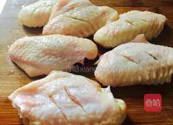 New Orleans Grilled Wings Illustration 1