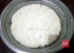 Illustration of how to make sweet potato pot helmet 4