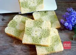 Illustration of how to make Matcha Plaid Toast 11