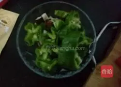 Illustration of how to make pot pizza 4