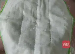 Illustration of how to make 8-inch pizza base 6