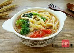 Illustration of how to make vegetable and pork noodles 8