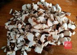 Illustration of how to make braised noodles with cucumber shreds 2