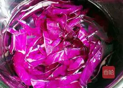 Illustration of how to make vegetable salad 8