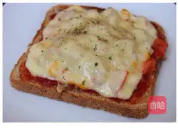 Illustration of how to make Jinchang Fish Corn Toast Pizza 6