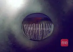 Illustration of how to make cold folded ear root 4