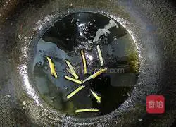 Braised Chicken Wishbone Recipe Illustration 2