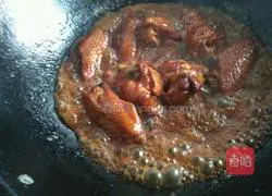 Illustration of how to make braised chicken wings 9