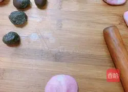 Illustration of how to make Sakura Crispy Pigment-free Dragon Fruit Version 8