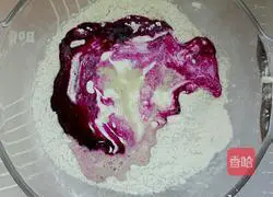 Illustration of how to make flower bread 2