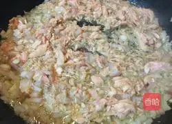 Illustration of how to make fried quinoa rice with tuna, corn and eggs 5