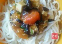 Illustration of how to make delicious braised noodles 4