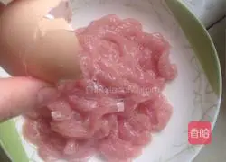 Illustration of how to make fake Beijing sauce shredded pork 2