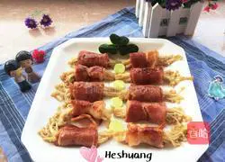 Illustration of how to make bacon meat and enoki mushroom rolls 9