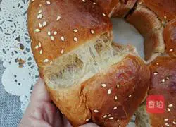 Flower Bread Recipe Illustration 12