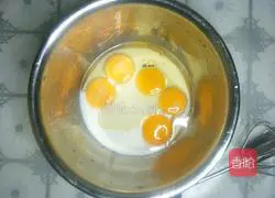 Illustration of how to make Matcha flavored cake roll 3