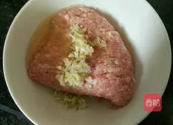 Illustration of how to make white radish meatball soup 2