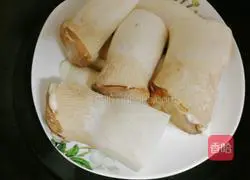 Illustration of how to make hand-shredded king oyster mushrooms (Sichuan and Chongqing flavor) 2