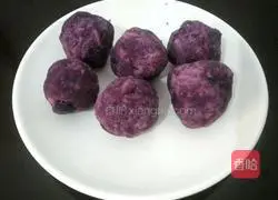 Illustration of how to make pearl dumplings 6