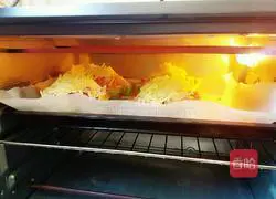 Cabbage Pizza Illustration of how to do it 12