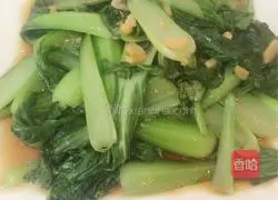 Illustration of how to make stir-fried Shanghai greens 6