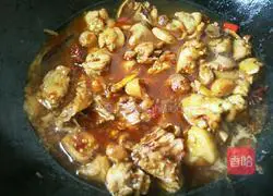 Illustration of how to make green pepper and spicy chicken 7