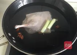 Illustration of how to make salted duck 6
