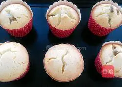 Raisin Muffin Cake Recipe Illustration 11