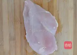 Illustration of how to make golden crispy chicken steak 1
