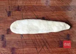 Illustration of how to make butter rolls 8