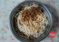 Illustration of how to make scallion noodles 10