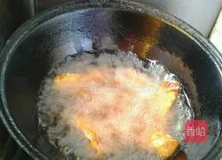 Illustration of how to make loose meat 5