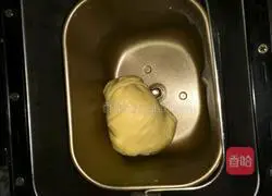 Traditional steam baking method of French bread— —Illustration of how to make milk hash 1