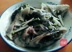 Illustration of how to make steamed sea bass fillets 9