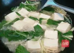 Pictures of how to make cabbage and tofu soup 5