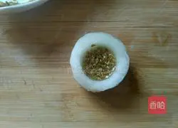 Illustration of how to make rouge winter melon balls 7