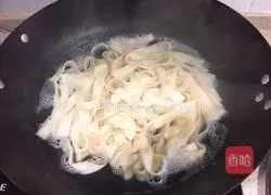 Illustration of how to make braised noodles with eggs 9