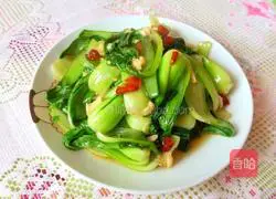 Illustration of how to make Shanghai green garlic paste 6