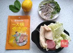 Thai Tom Yum Kung for one person Illustration of how to make pot (simple version) 1