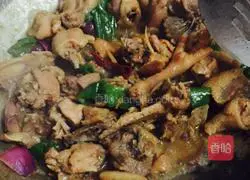 Illustration of how to make large plate chicken 11