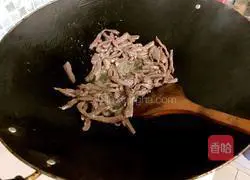 Illustration of how to make stir-fried shredded beef 3