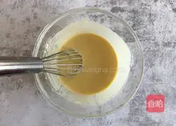 Illustration of how to make yogurt waffles 3