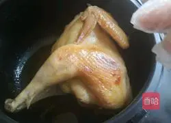 Illustration of salt-baked chicken 9